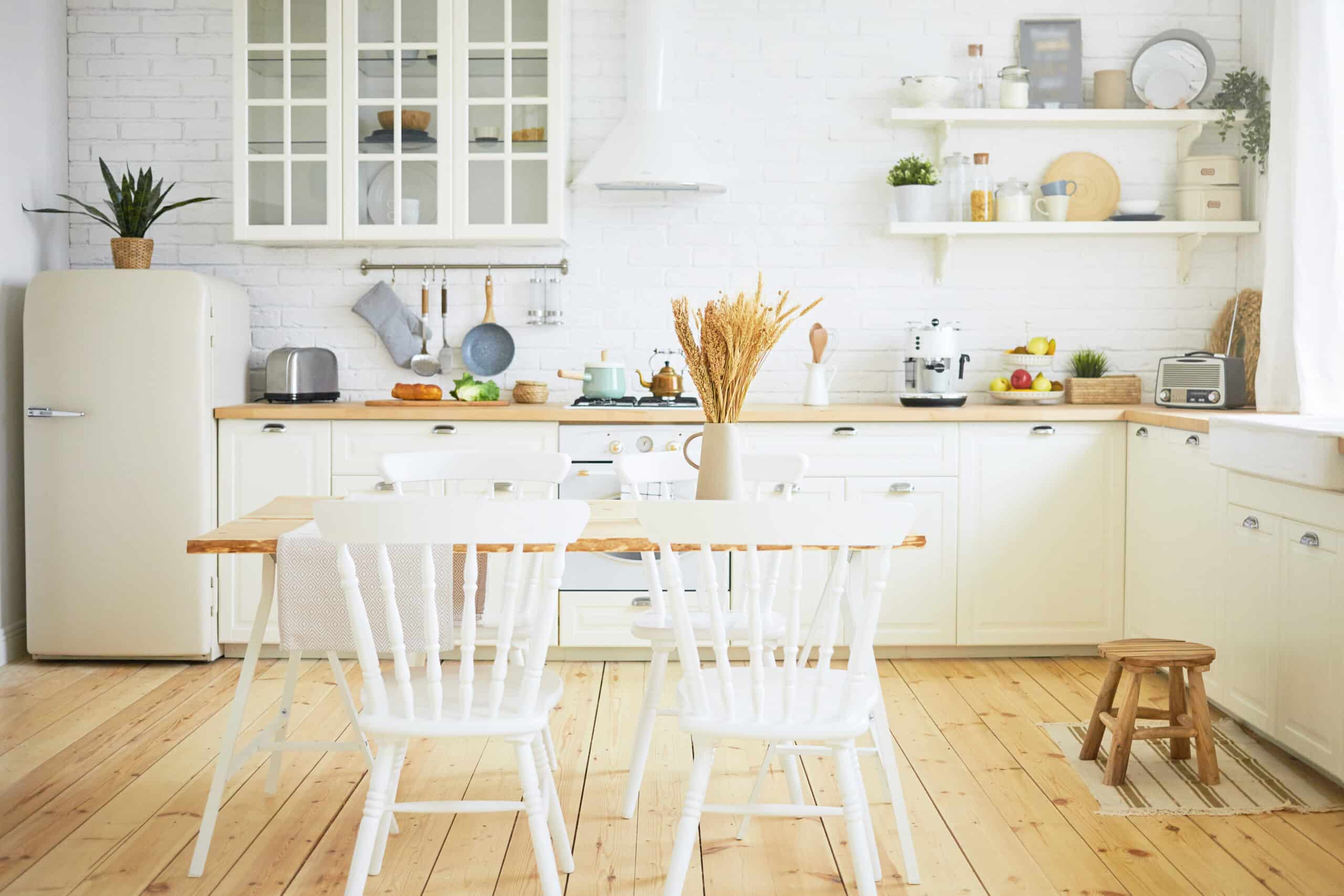 farmhouse kitchen table