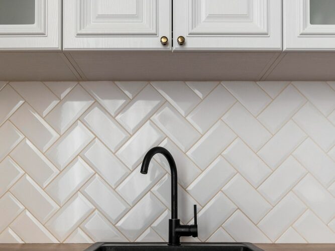 herringbone kitchen backsplash