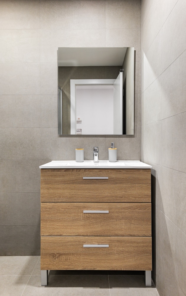 bathroom vanity with drawers